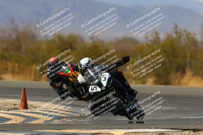 media/Apr-17-2022-CVMA (Sun) [[f474cfa795]]/Race 14 500 Supersport-350 Supersport (Holeshot)/